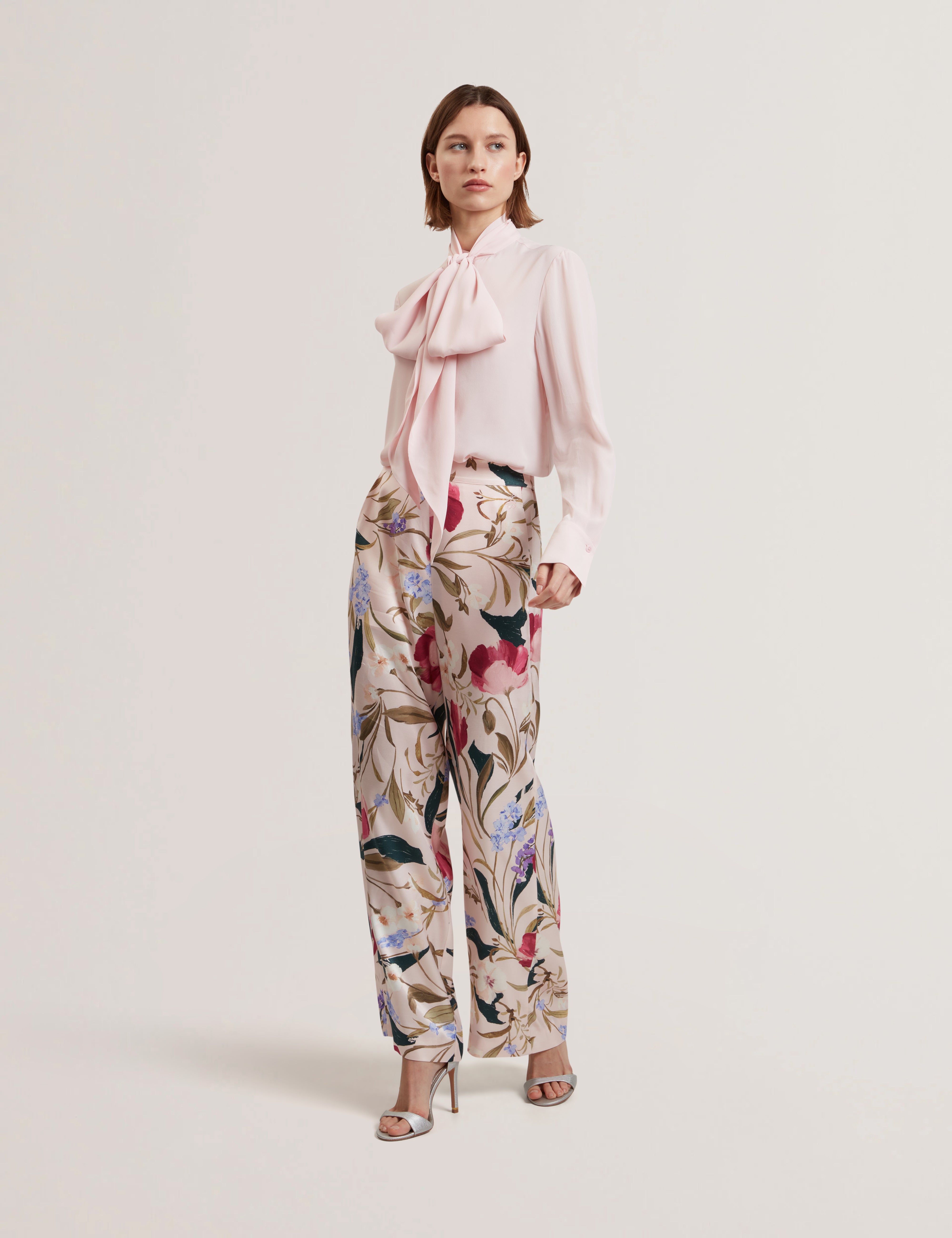 Zakiia Scarf Detail Long Sleeve Blouse Pl-Pink